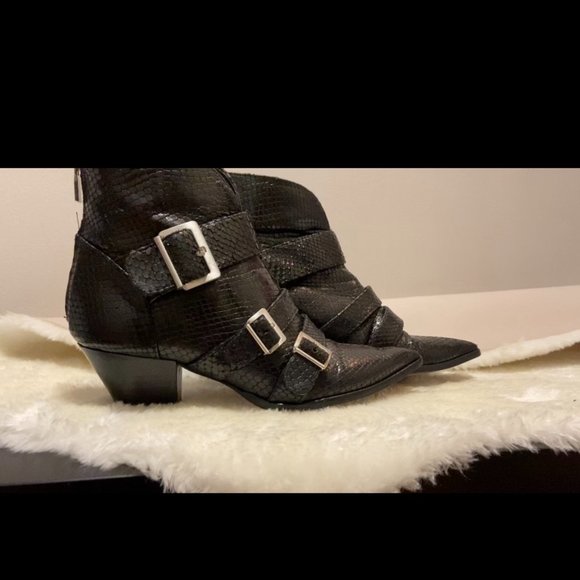 LEATHER  ANKLE BOOTS - zara - Picture 12 of 15